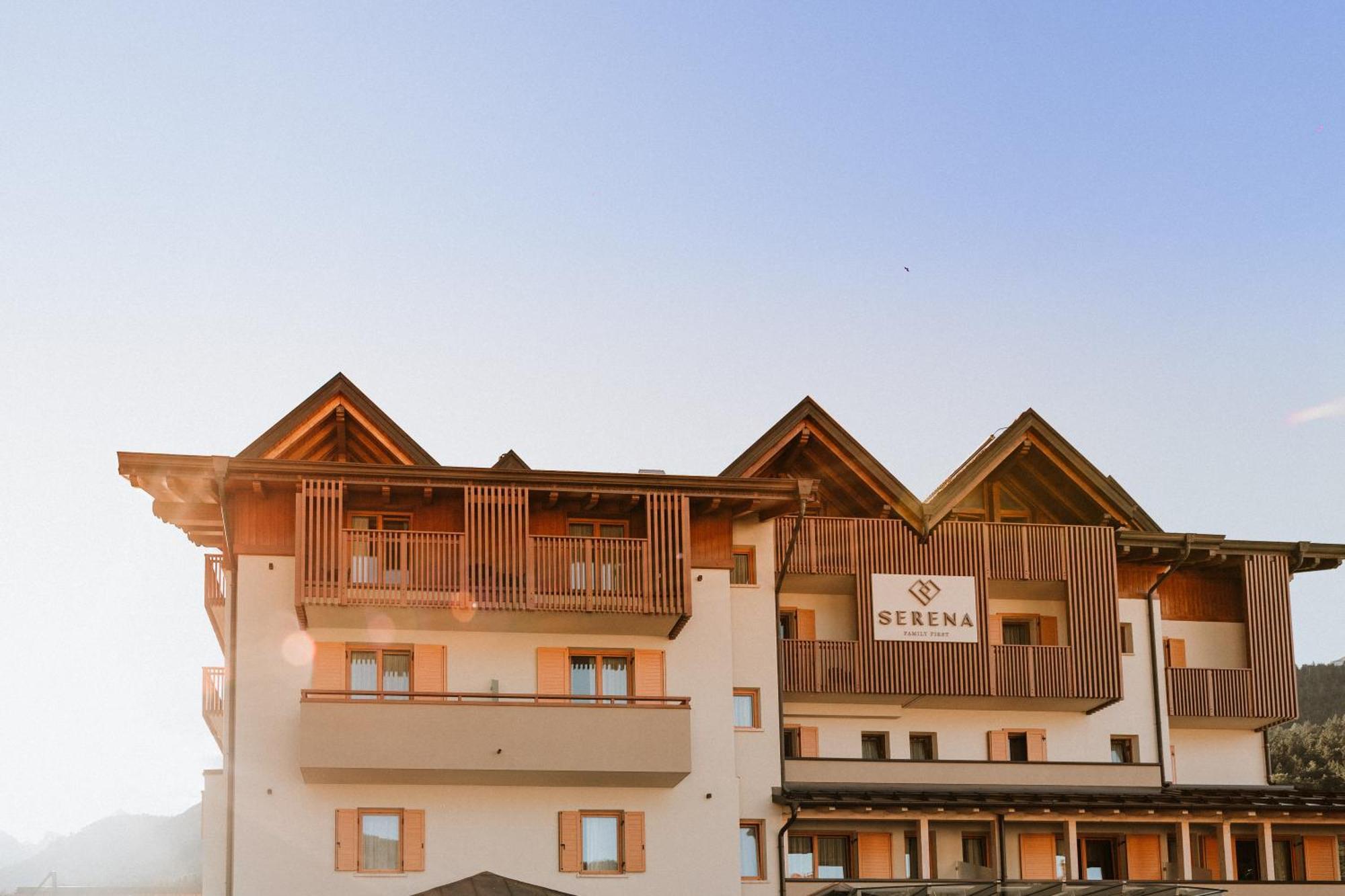 Family Hotel Serena Andalo Eksteriør bilde