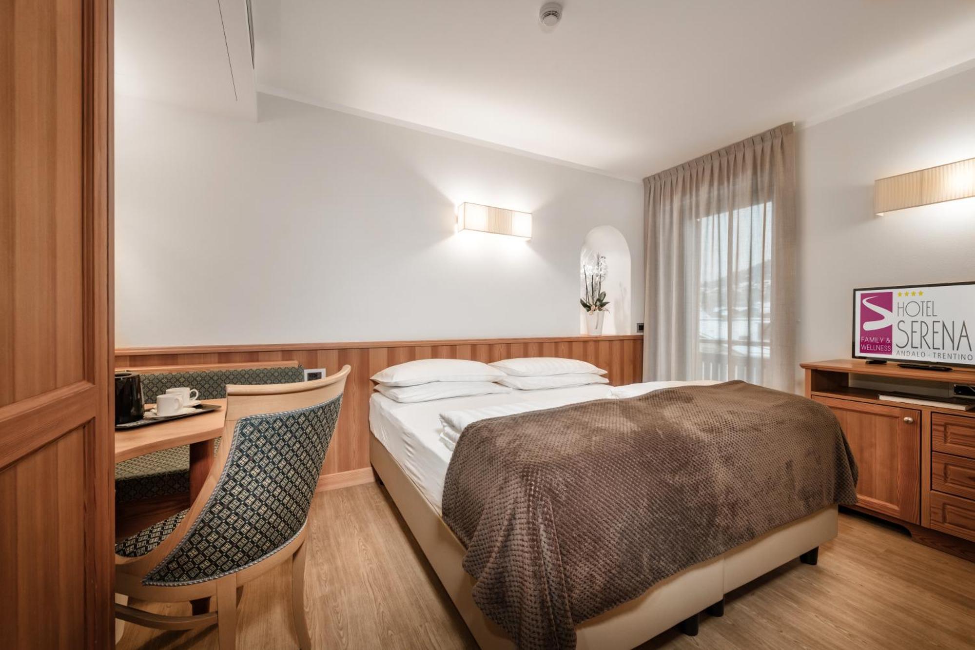 Family Hotel Serena Andalo Eksteriør bilde