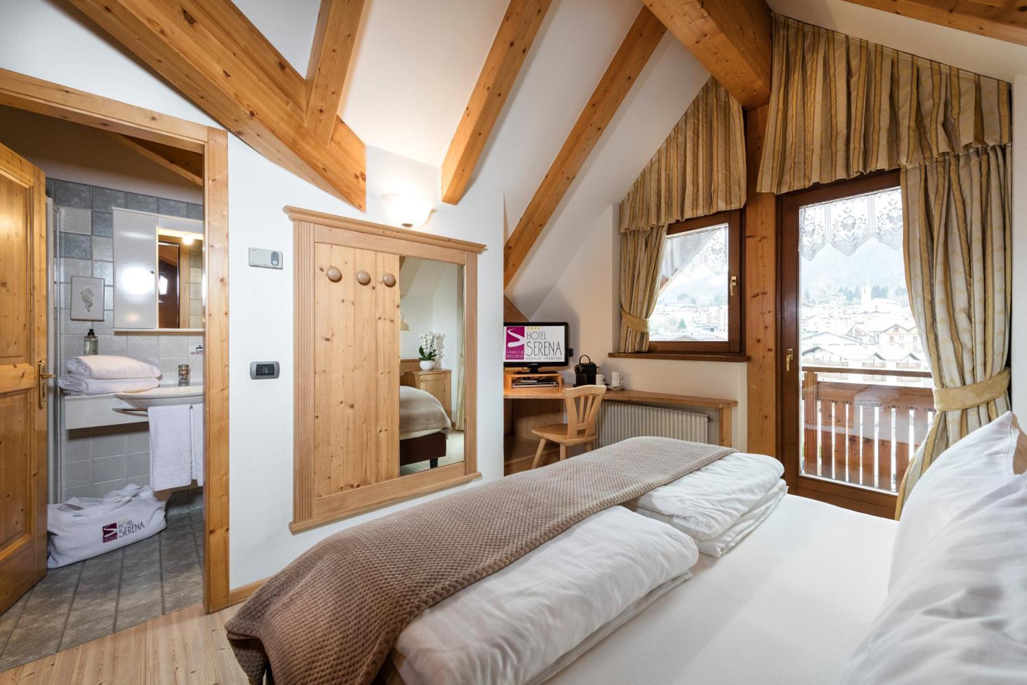 Family Hotel Serena Andalo Eksteriør bilde